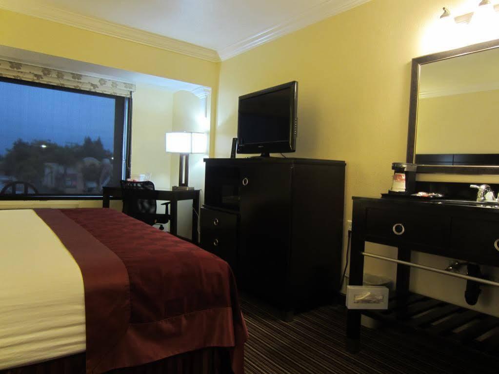 Capri Suites Anaheim Exteriér fotografie