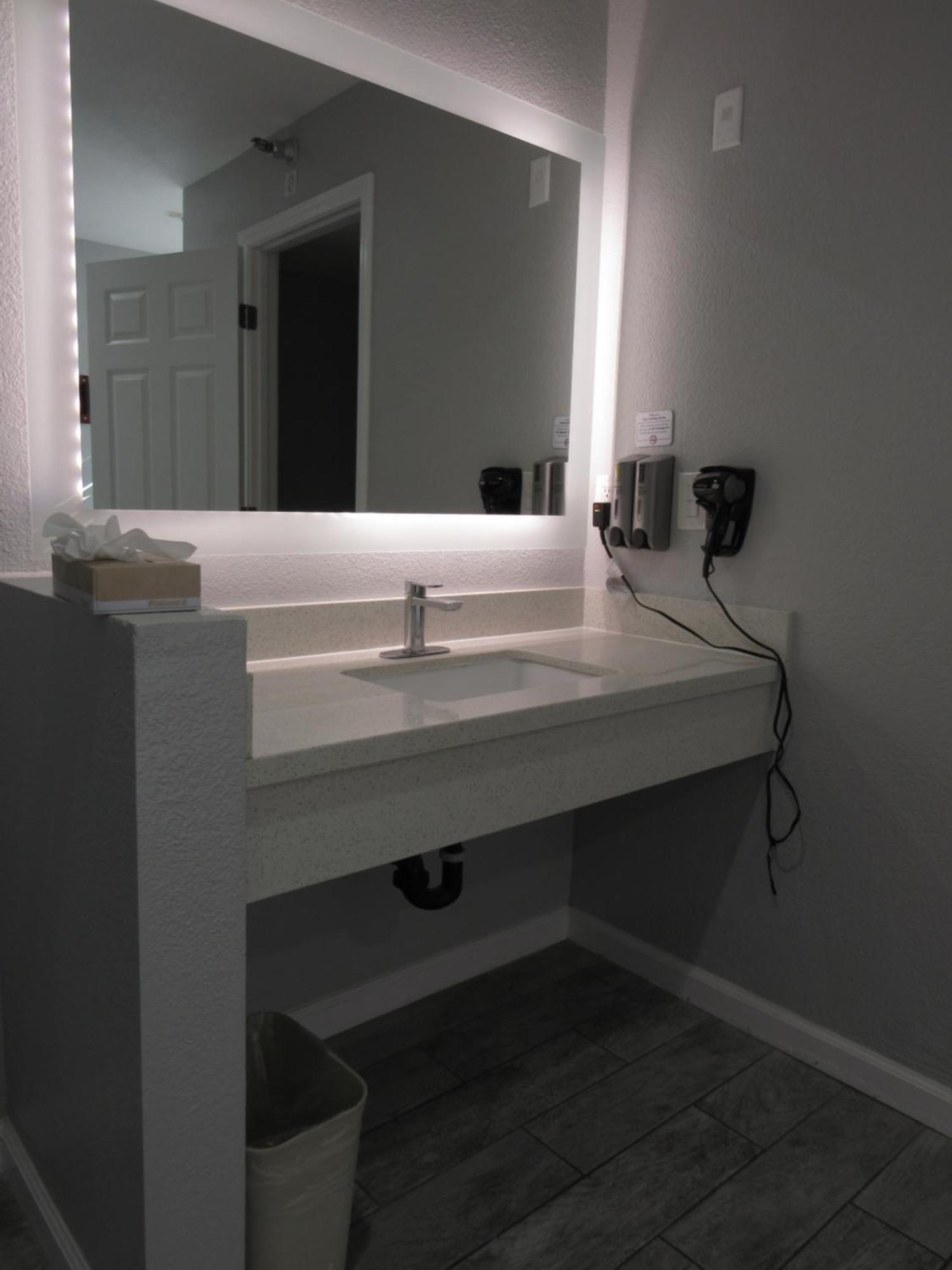 Capri Suites Anaheim Pokoj fotografie
